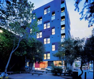 Studio view - Photo 4