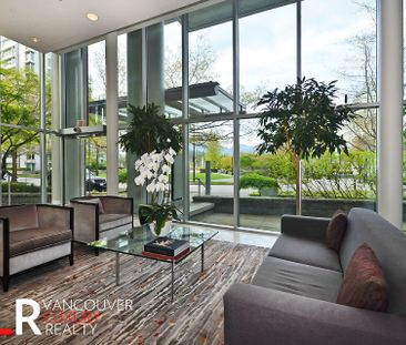 Condo in Downtown Vancouver, BC - Photo 4