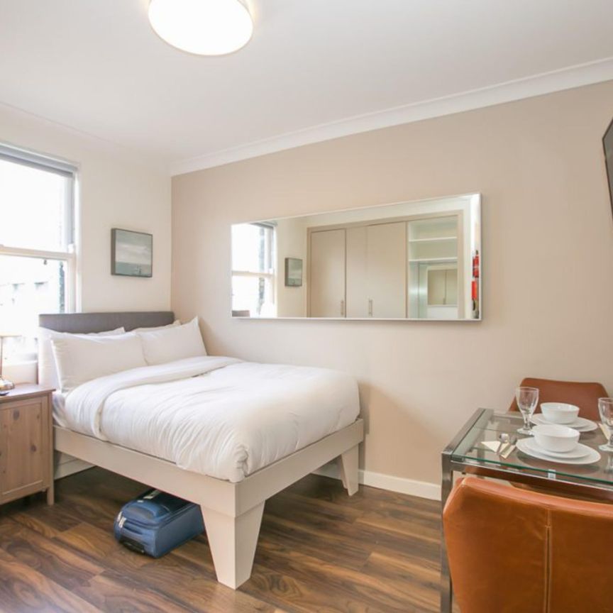 Apartment for rent, Aungier St (Dublin, Ireland) - Photo 1