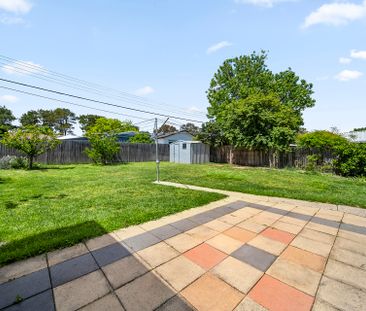 7 Phoenix Place, Giralang ACT 2617 - House For Rent | Domain - Photo 2