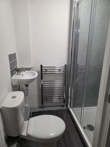 2 bed to rent Rutland Road, PE25 - Photo 4