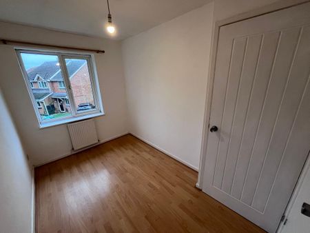 2 bedroom end of terrace house to rent - Photo 5