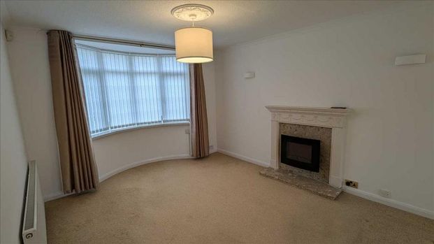 3 bedroom end of terrace house to rent - Photo 1