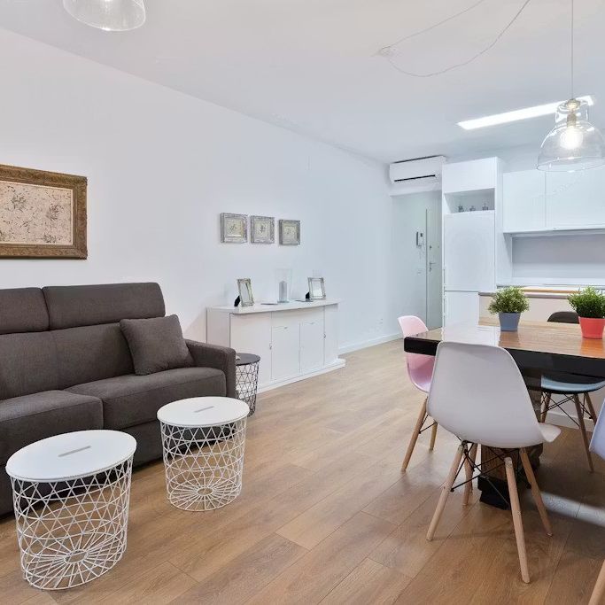 Calle de Palencia, Madrid, Community of Madrid 28020 - Photo 1