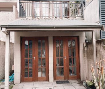 Alexandria - Photo 2