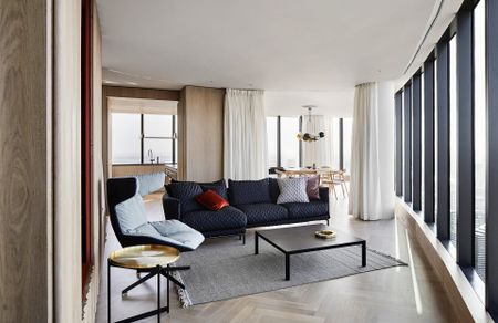 5604/1 Queensbridge Square, Southbank - Photo 2