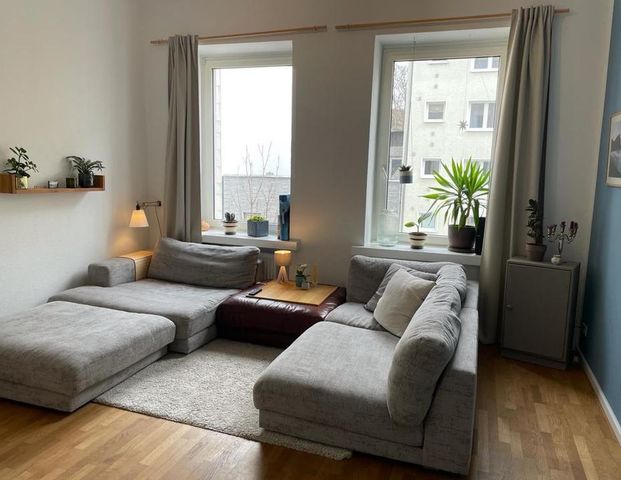 Zwischenmiete: Charmante Altbauwohnung Köln Südstadt - Photo 1