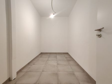 Volledig gerenoveerd appartement (duplex) te huur met 4 slpks te Loppem! - Photo 2