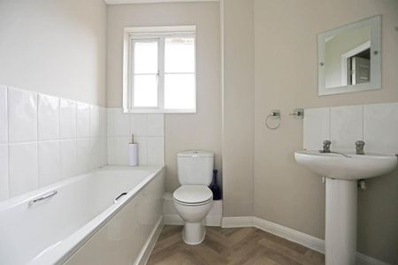 2 bedroom flat to rent - Photo 5