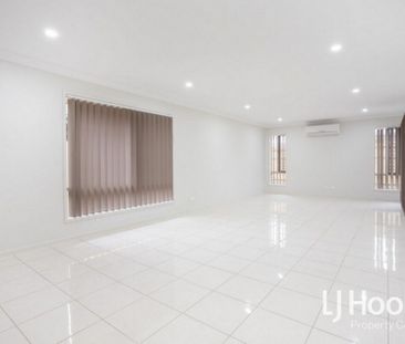 Modern 3 Bedroom Home Offering Family Lifestyle! - Photo 5