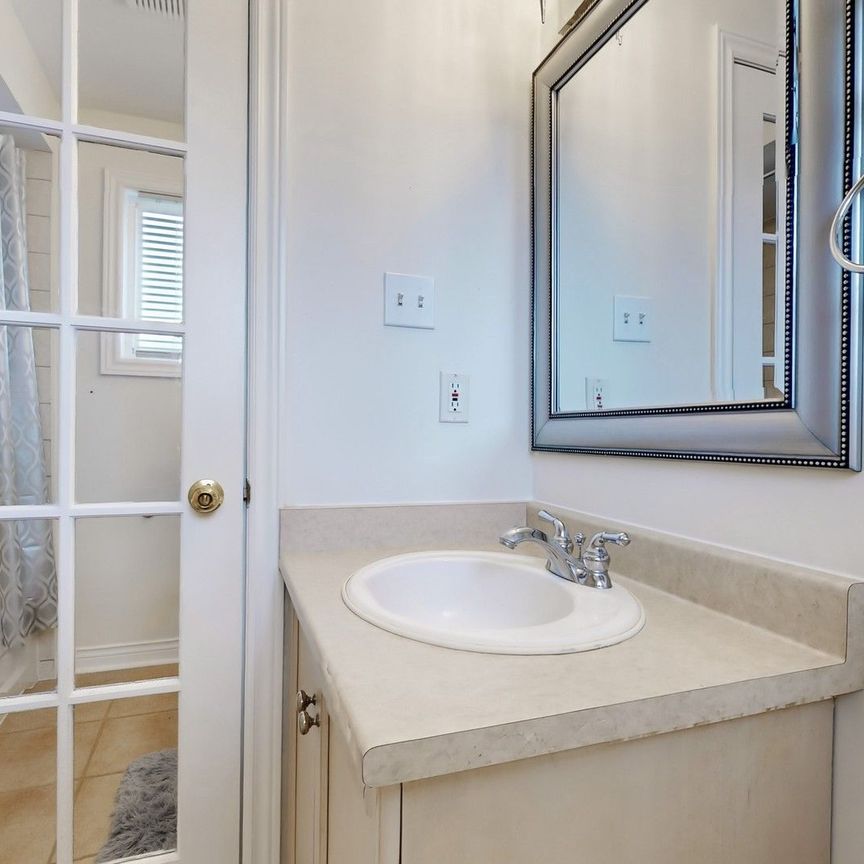 For Lease - 138 Tunbridge Road, Barrie, Ontario - Photo 1