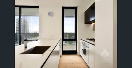 Luxury Living Penthouse St Kilda Apartment I 2Bed 2Bath 1Car - Photo 4