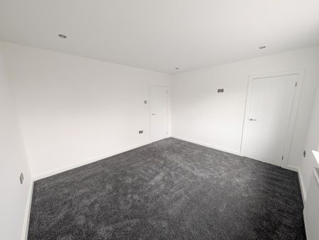 3 bedroom end of terrace house to rent - Photo 3