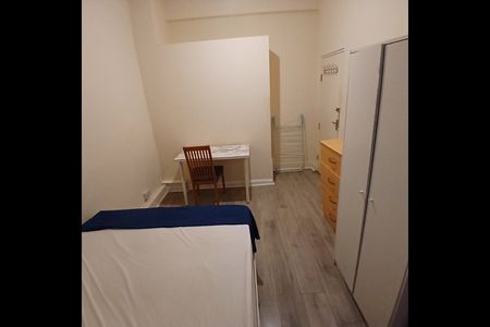 3 Bed Flat, Endymion Road, N4 - Photo 5