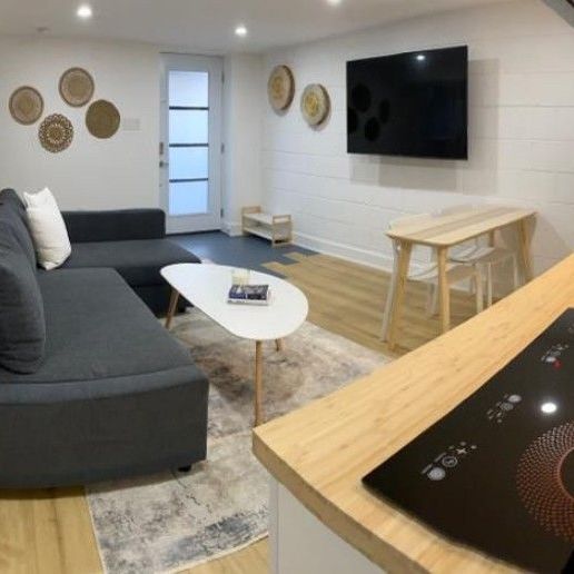 For Lease - 100 Stephen Drive, Toronto, Ontario - Photo 1