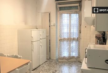 milan, Lombardy 20122