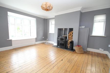 4 bedroom bungalow to rent - Photo 3