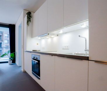 Bezugsfertige 2-Zi.-Wohnung mit Smart Home-Features und EBK mitten in Berlin - Photo 1