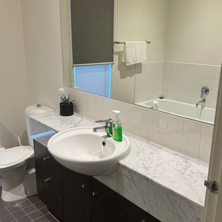 Elsternwick - Photo 3