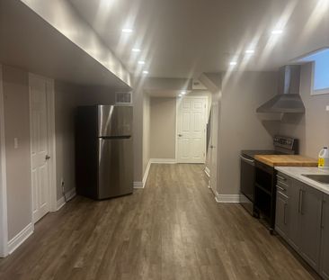 For Lease - 1153 Peelar Crescent, Innisfil, Ontario - Photo 3