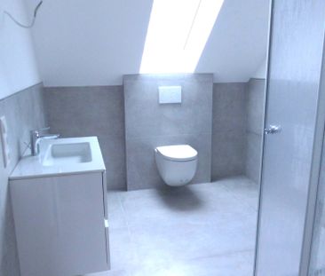 Vermietung: Erstbezug, moderne Obergeschosswohnung mit Balkon und C... - Foto 1