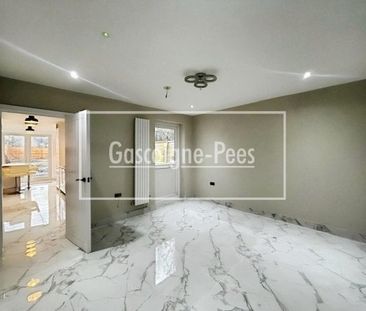 Crawley Road, Horsham, RH12 - Photo 1