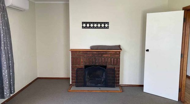 Ready to move in time for summer! - Photo 1