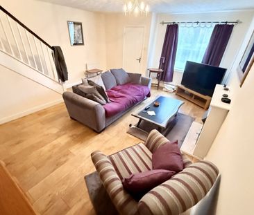 Bramshill Avenue - Photo 2