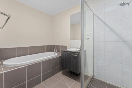 “Modern Family Living in the Heart of Doreen!” - Photo 4