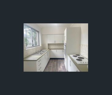 Spacious 2 bedroom Rose Bay apartment!! - Photo 3