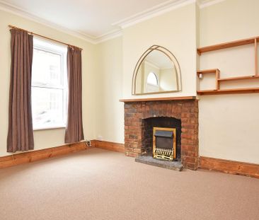 4 bedroom terraced house to rent - Photo 2