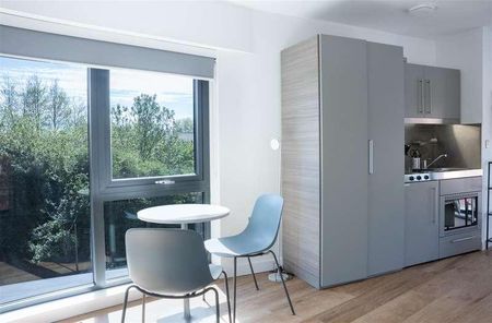 Castle Boulevard, Nottingham, NG7 - Photo 2