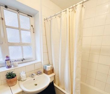 Room in a Shared Flat, Tadema House, NW8 - Photo 6