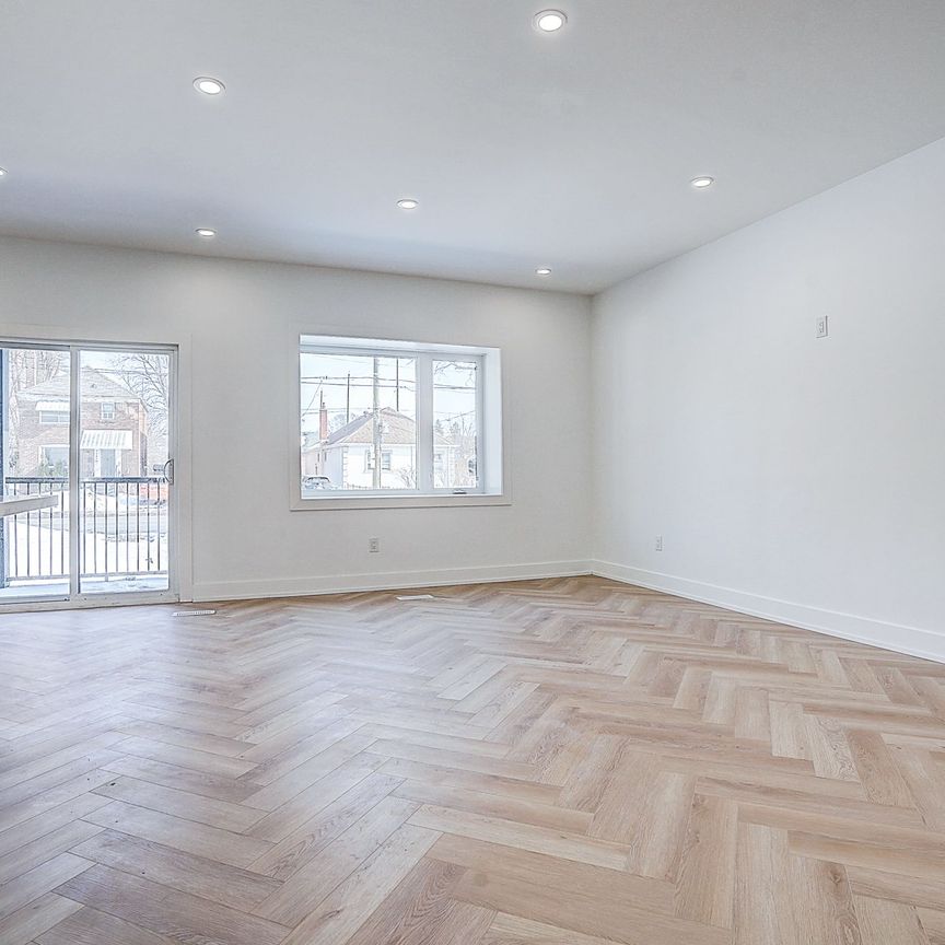 For Lease - 1146 Broadview Avenue Unit# 1, Toronto, Ontario - Photo 1