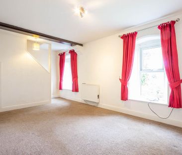 3 bedroom barn conversion to rent - Photo 2