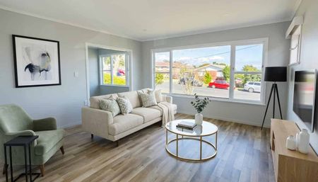 Four-Bedroom Home in Popular Lynfield Location - Photo 4