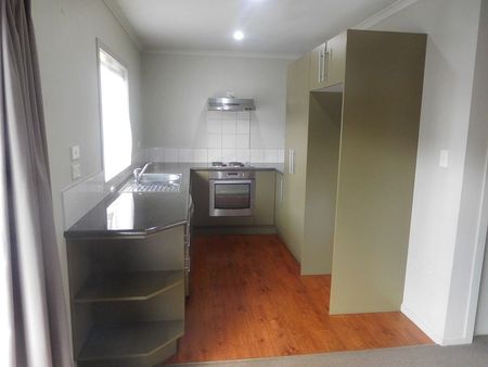 Handy Hospital / CBD & More - Photo 3