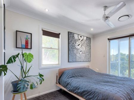 Front Townhouse in Prime Annerley Location - Photo 4