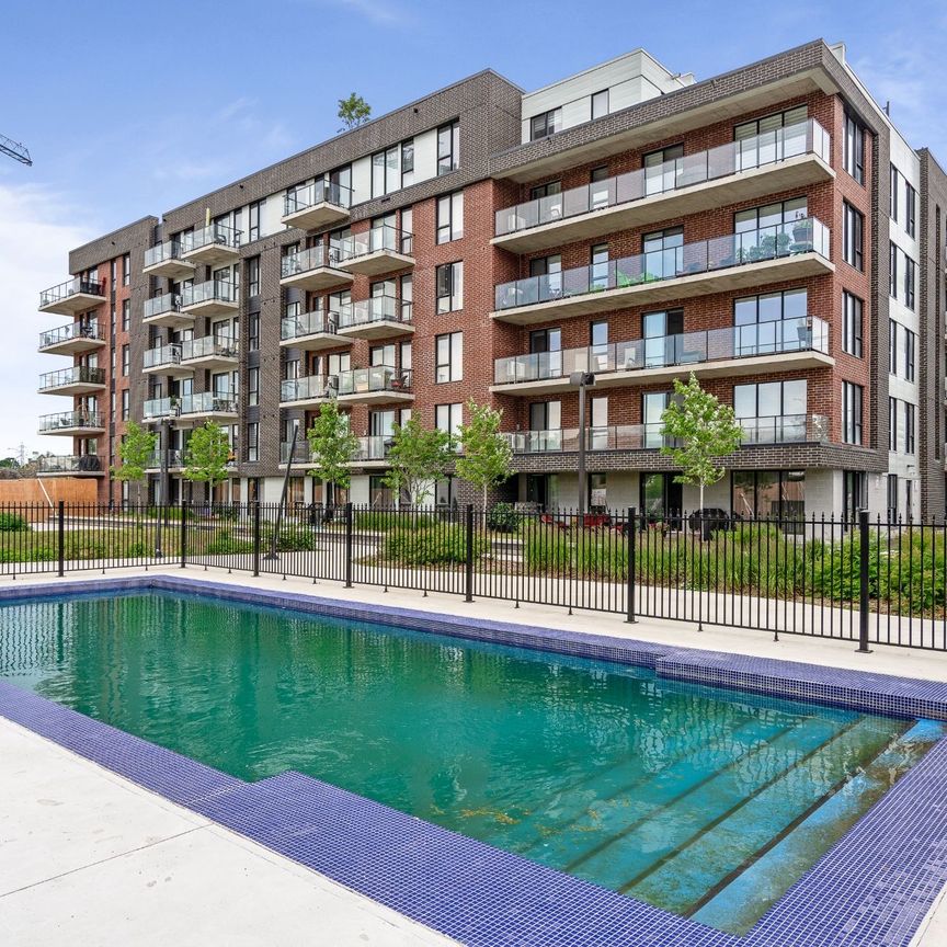 10 Av. Donegani, Pointe-Claire - Photo 1
