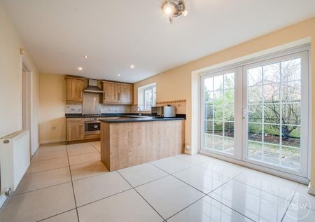 3 bedroom link detached house to rent - Photo 5