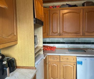 Room in a Shared Flat, Portal Crescent, AB24 - Photo 4