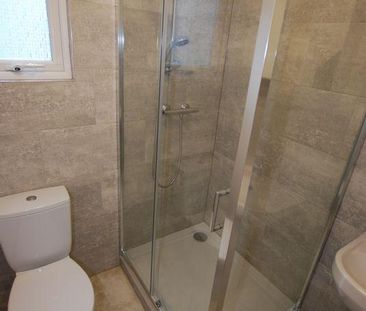 1 bedroom semi-detached house to rent - Photo 6