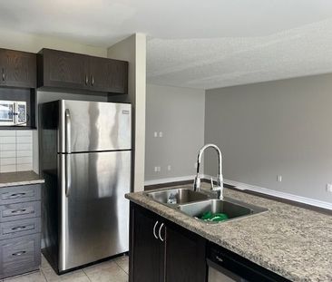 For Lease - 29 Fallengale Crescent, Kanata, Ontario - Photo 3