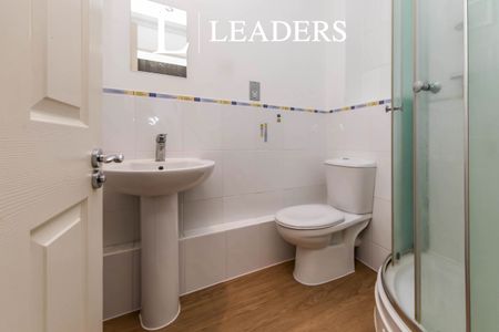 2 bedroom apartment to rent Crossley View, Marine Parade East, Clacton-on-Sea, CO15 - Photo 5