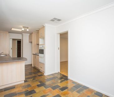 6 Ferndale Crescent, Ferndale, WA 6148 - Photo 1