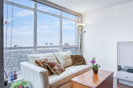 For Lease - 1048 Broadview Avenue Unit# 1806, Toronto, Ontario - Photo 2