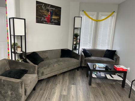 For Lease - 6119 Clover Ridge Crescent, Mississauga, Ontario - Photo 3