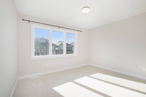 For Lease - 332 Peninsula Road, Barrhaven, Ontario - Photo 1