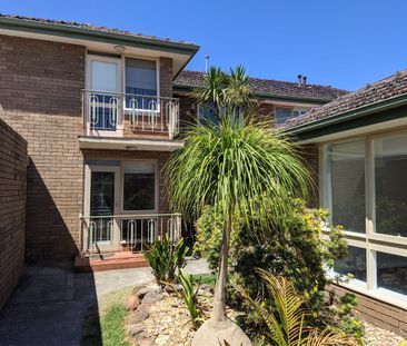 2-bedroom villa unit - Photo 1