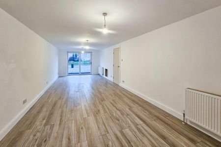 4 bedroom bungalow to rent - Photo 3